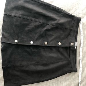 Aritzia Wilfred Free Centinela Skirt